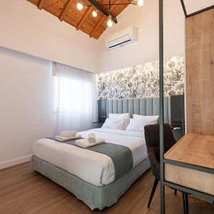 Camera con letto king size